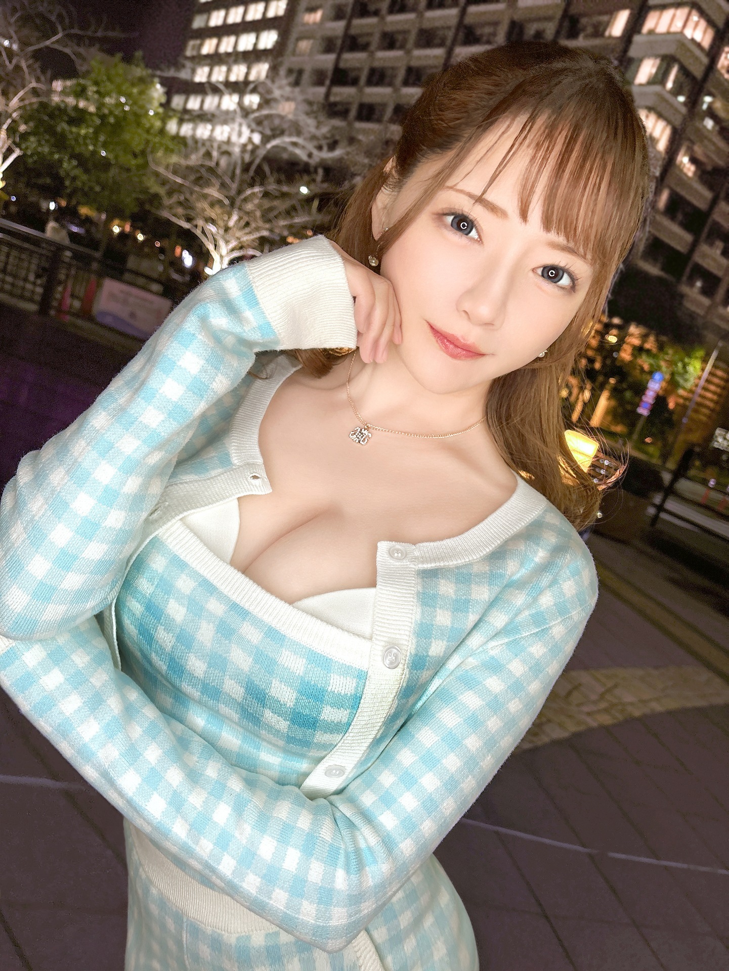 一条みお 逆NTRでデカチン丸呑み