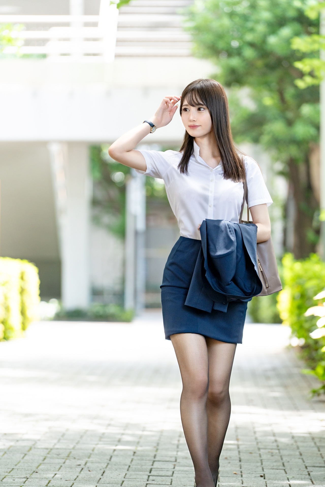 水乃なのは 新卒OL大量潮吹きセックス