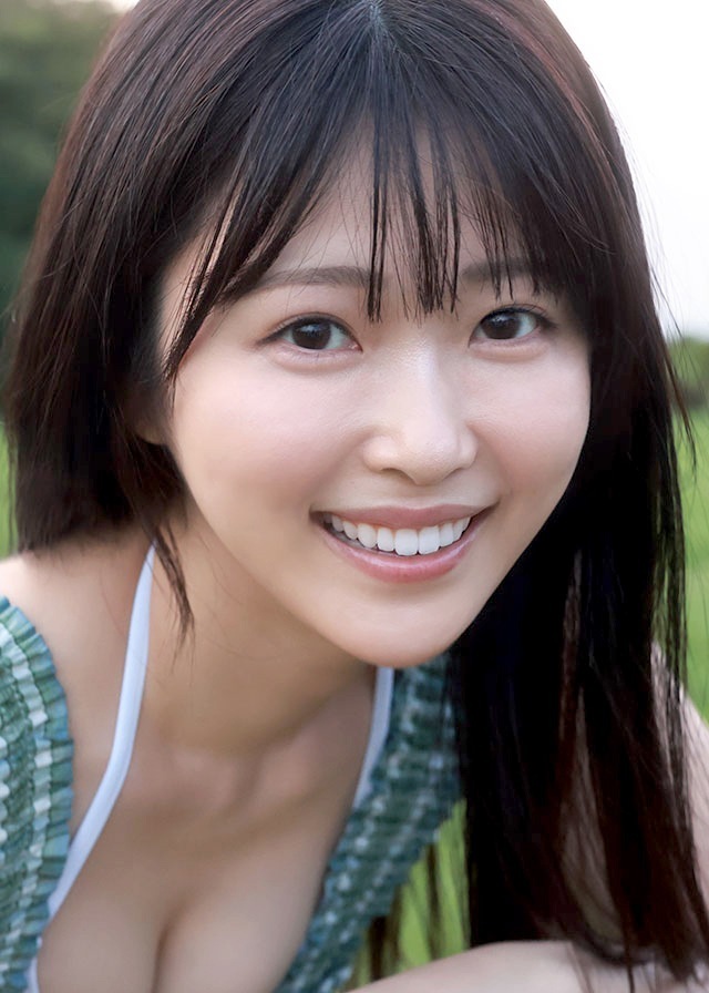 青坂あおい シャイで素朴な女子大生AVデビュー